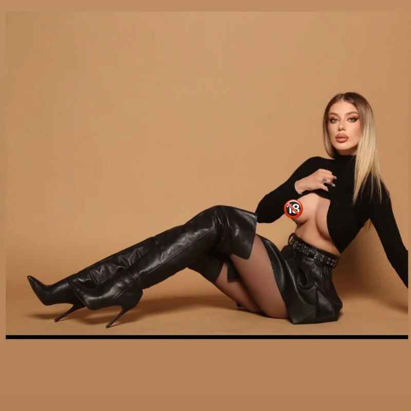 EllinaNuria