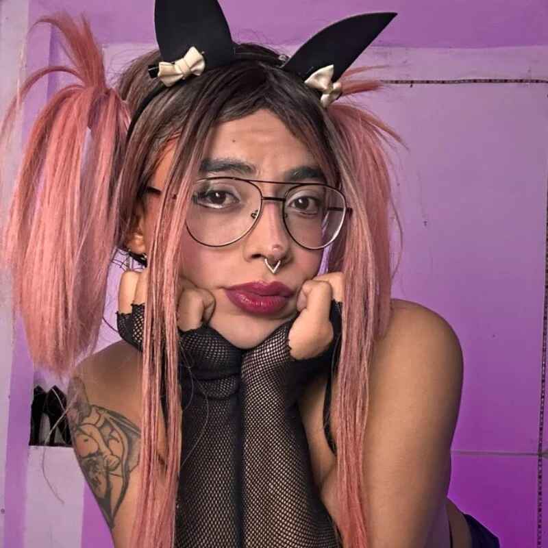 Nikol_Twink02