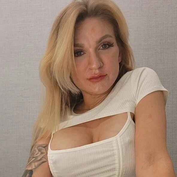 MaddisonX