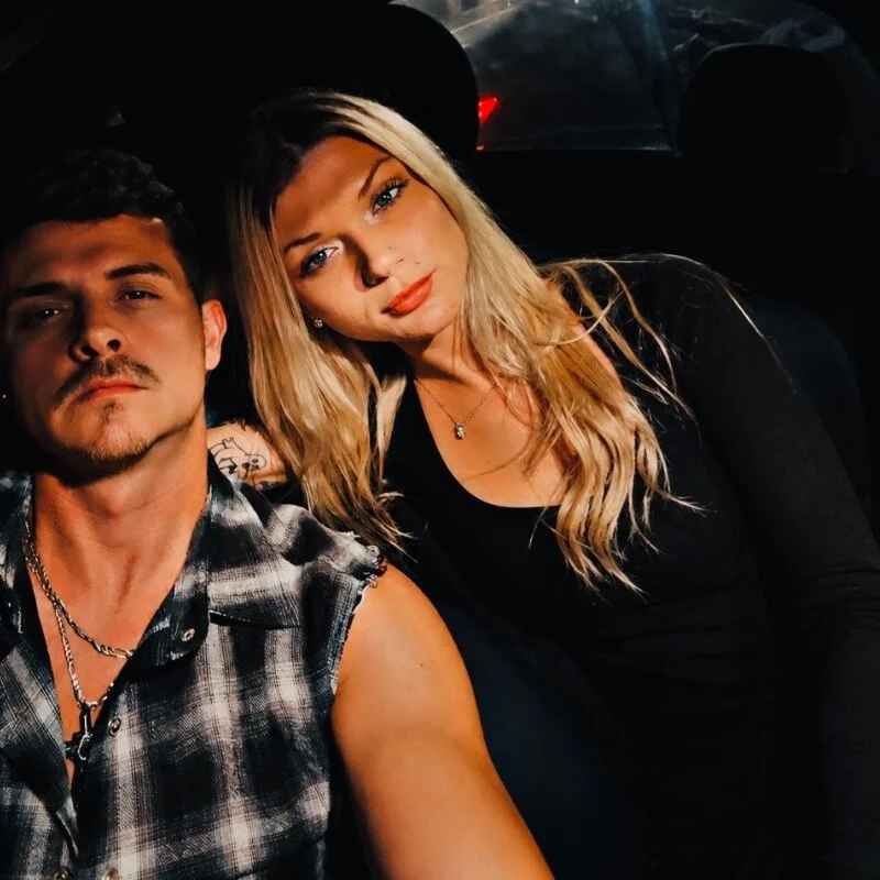 Daddy69DeepthroatPrincess