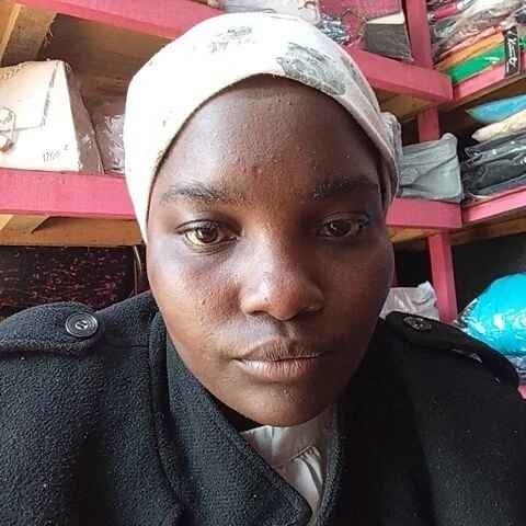 Latifa254