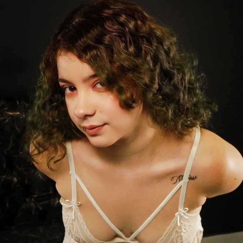 naira_velvett