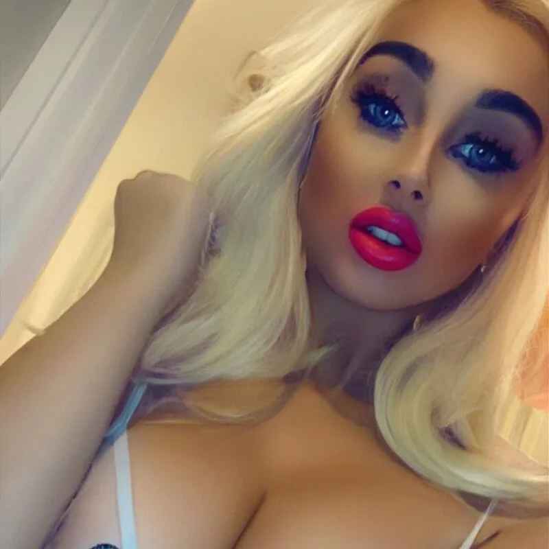 BlondieBarbieBabe
