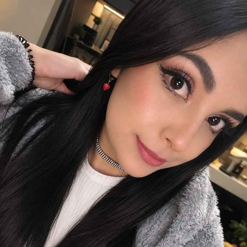 MiaStarts