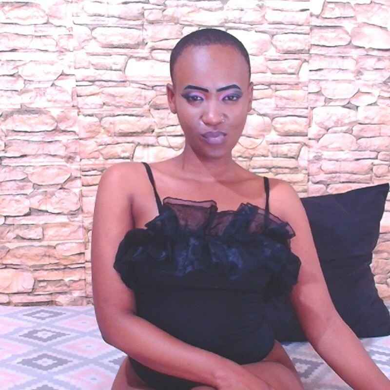 EbonyOlive69