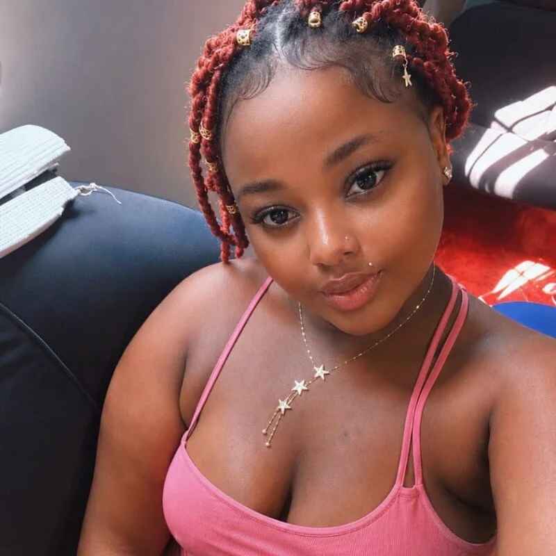 Sexylivia_07