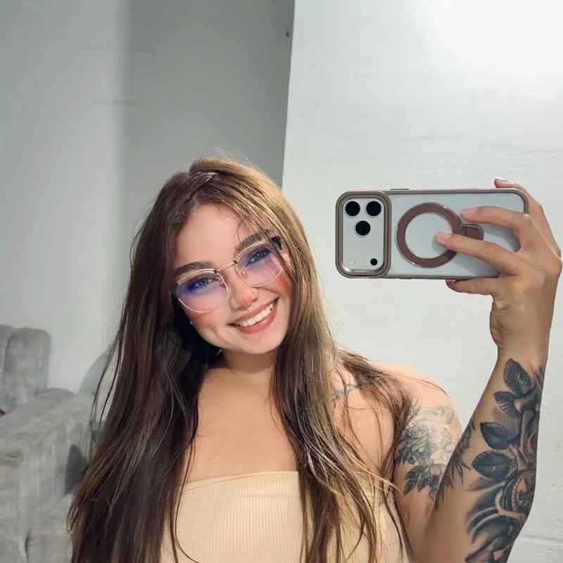 AnnyLopezzz_