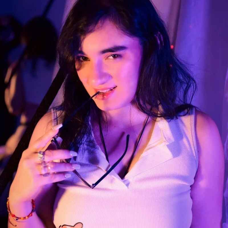 Ellaa_honey