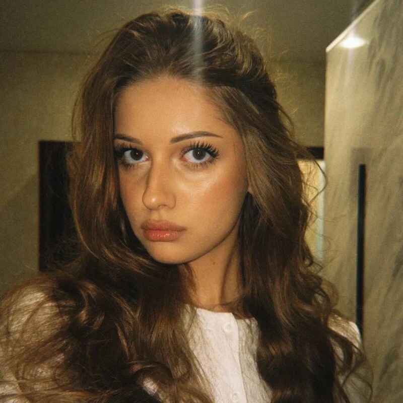 Ella_Williams