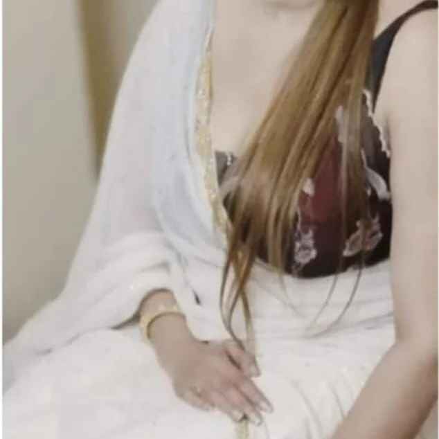 Hotty_ishika