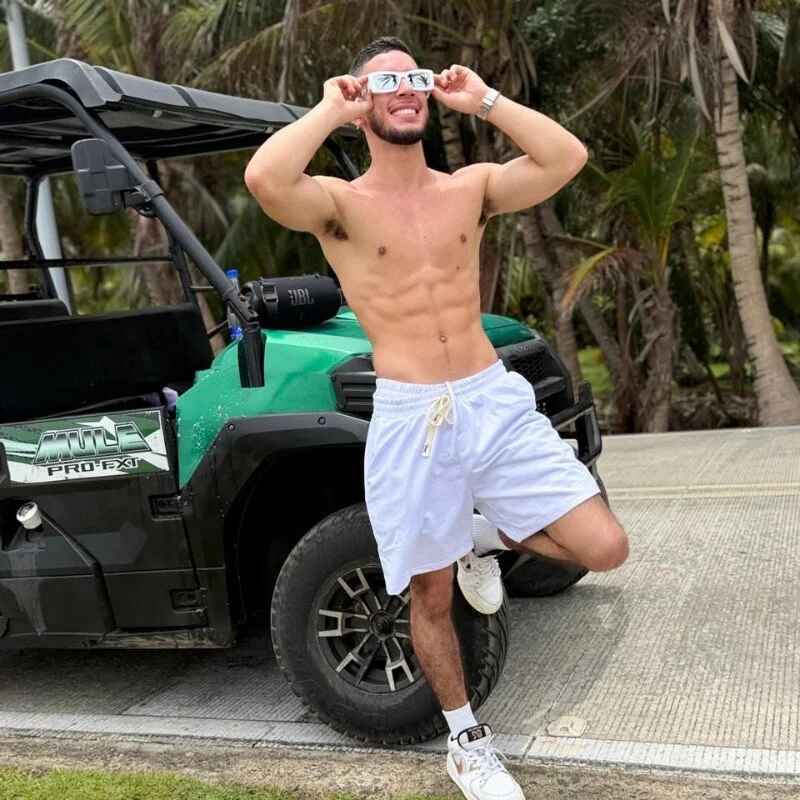 axel_tone