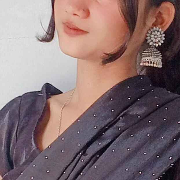 Queen-Khusi