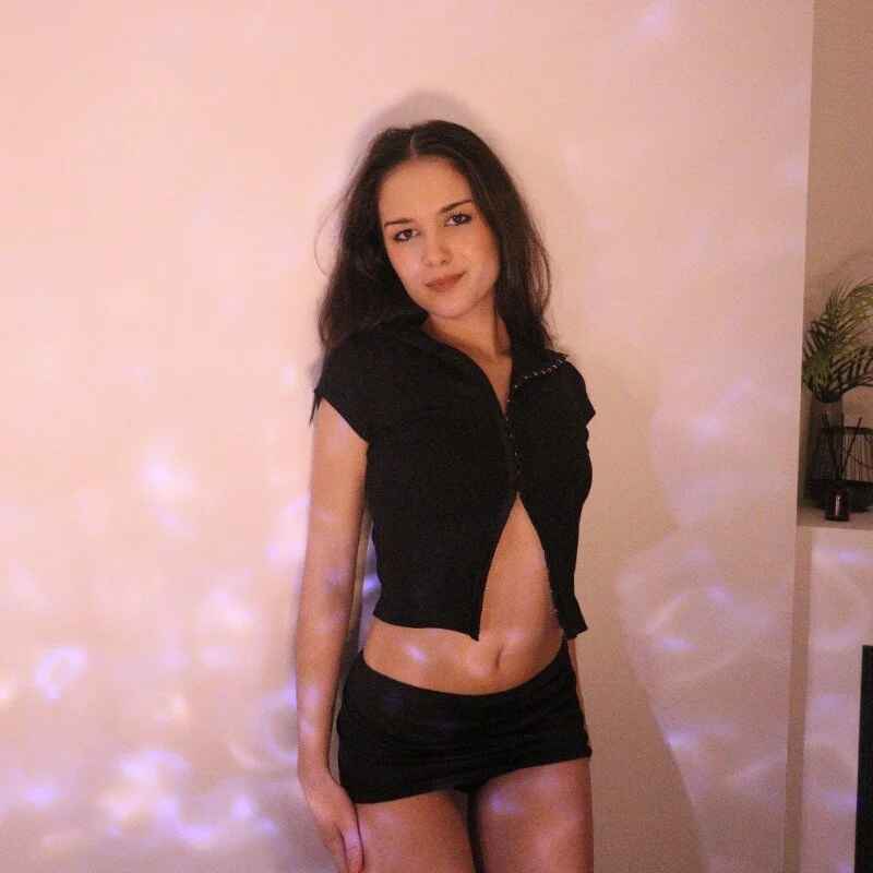 SkinnyEllie