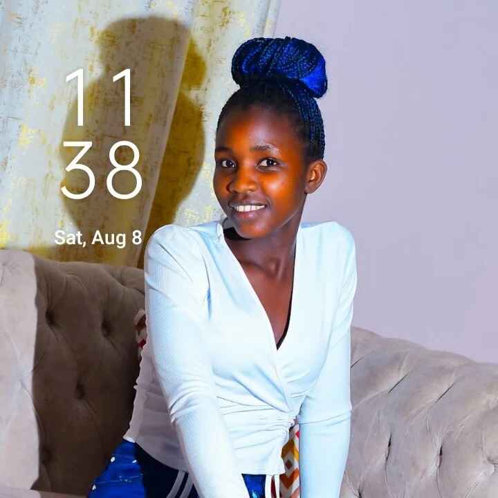 Annah_Bel