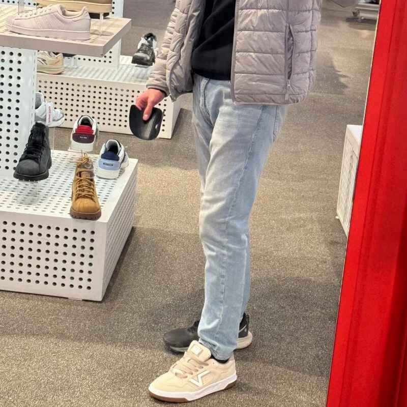 tolga00_