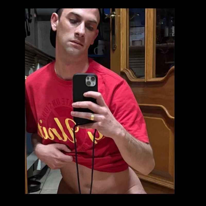 Femboyy32
