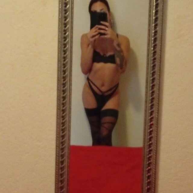 Daniela92@xh