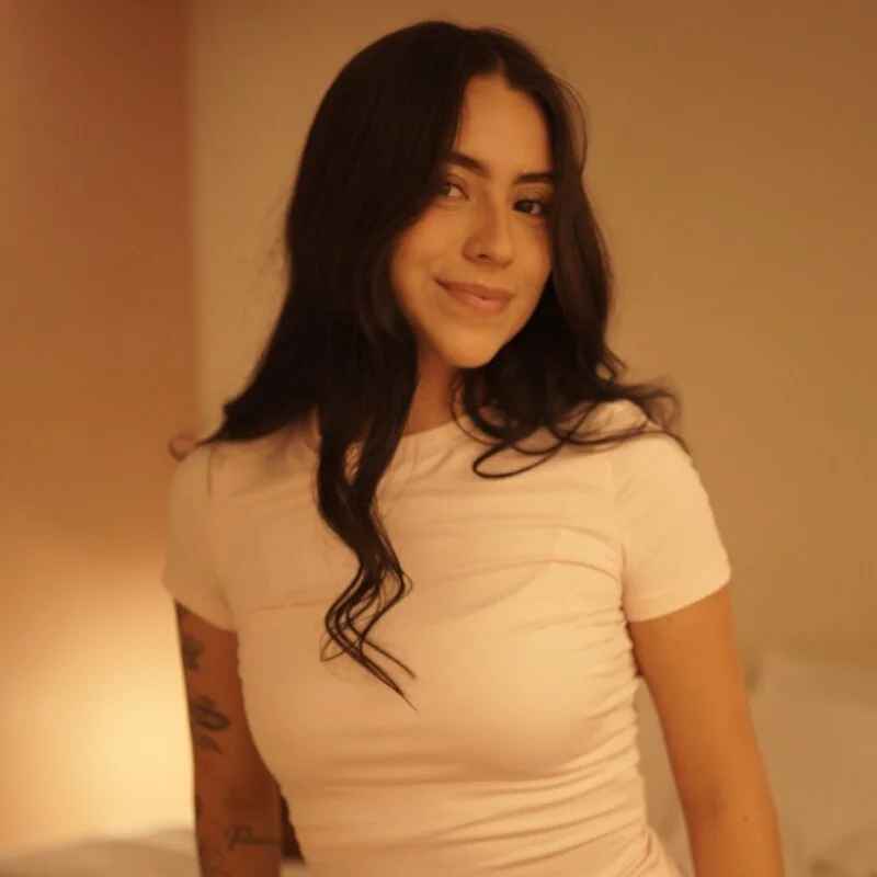 hey_valentina