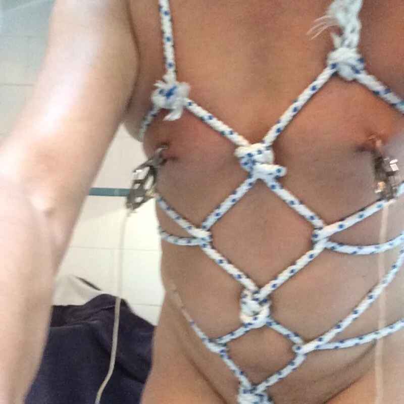 AsiaSlavePantyhosed