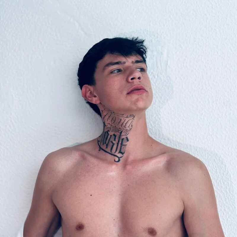 Hot_teo1