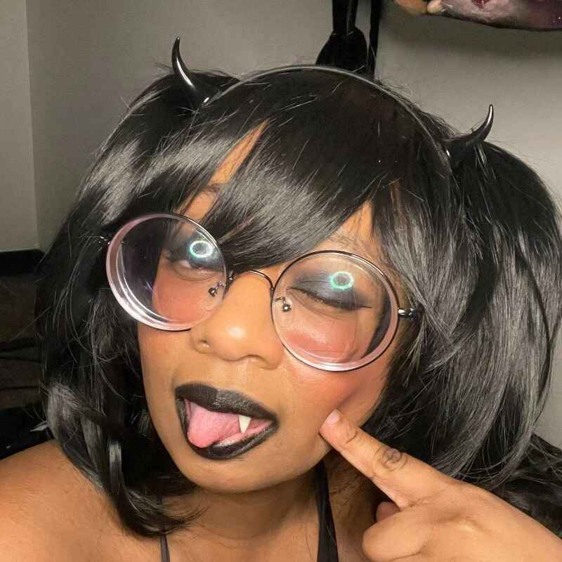 Thick_Succubusx