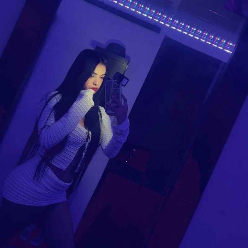 BellaJadee_