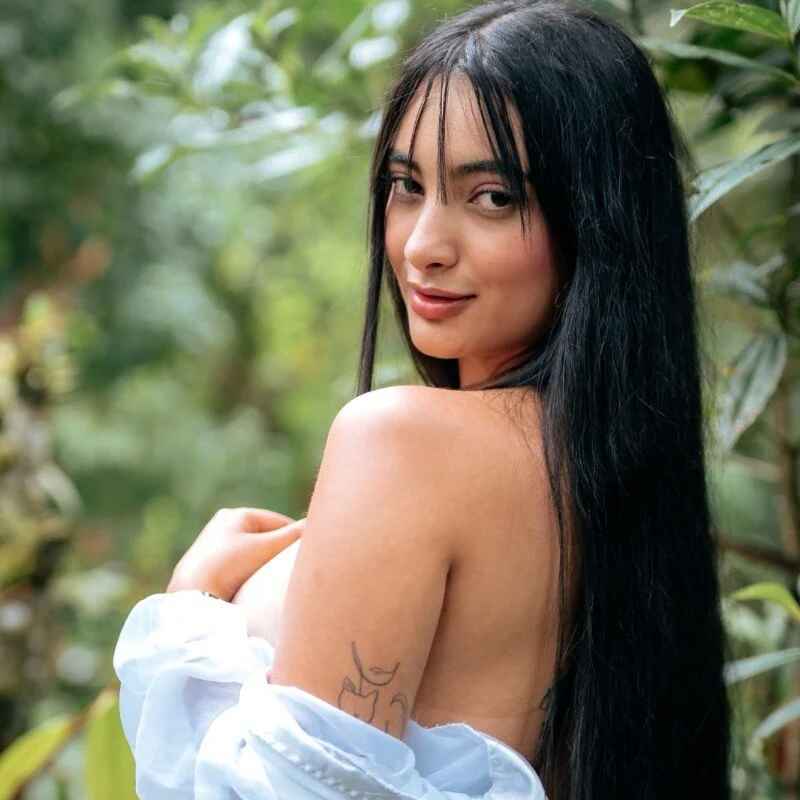 Issabella001