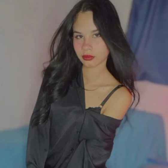 Valeria__x