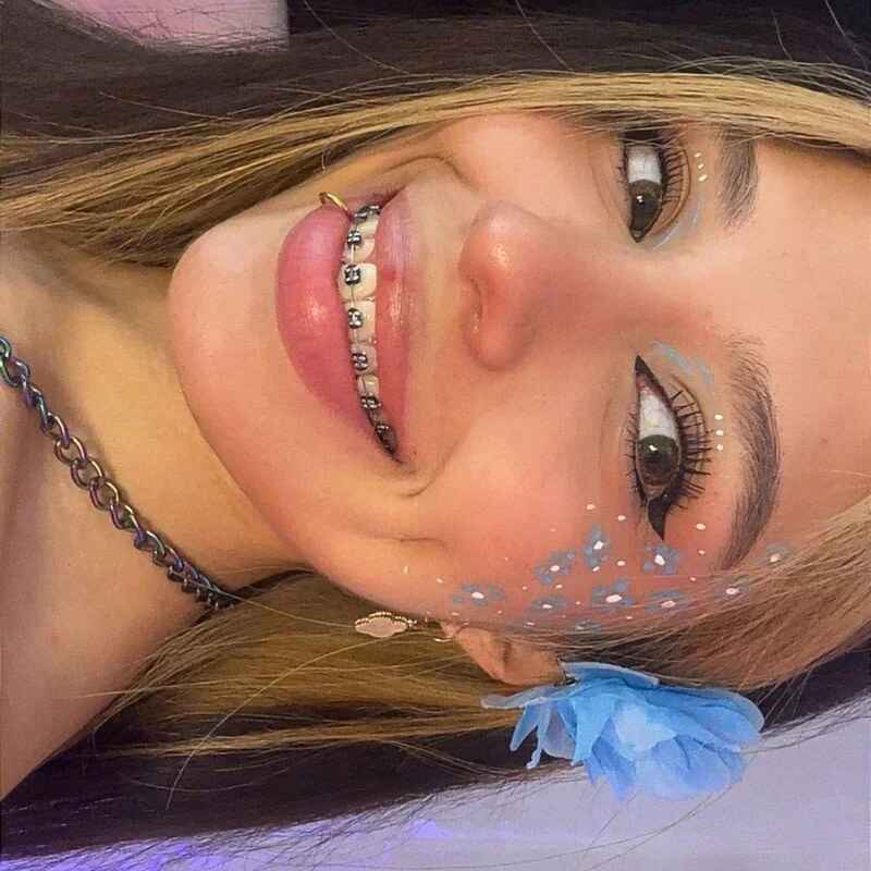 Yourrmuse_