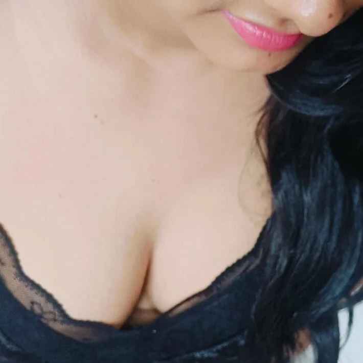 NishaMoon_