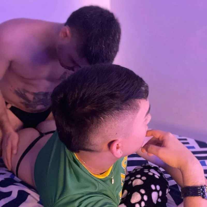 leo_nico2036
