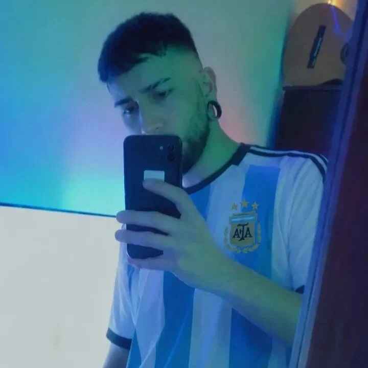 Axelbmnz