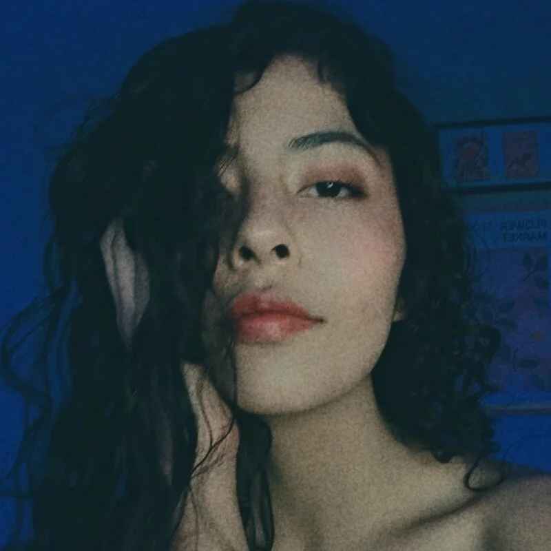 Izzy_Belly
