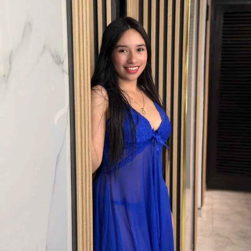 Hillary_Pretty