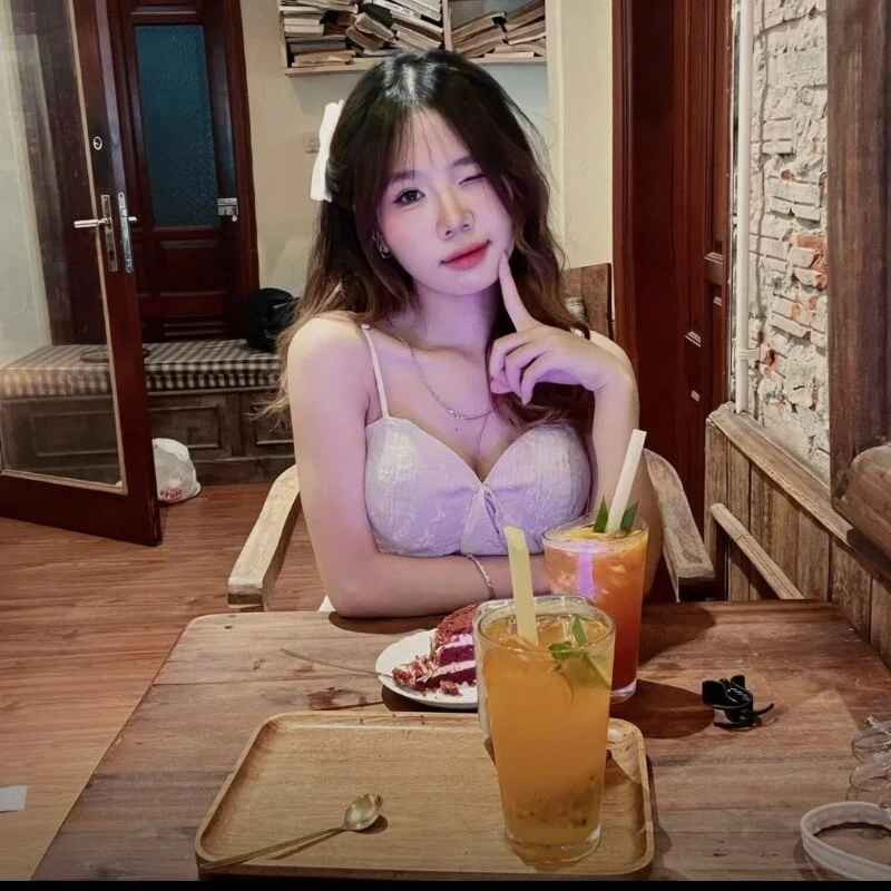-Nivi_