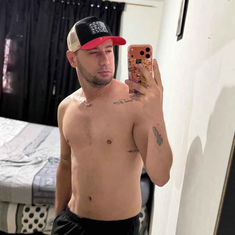 Ismael_hot26