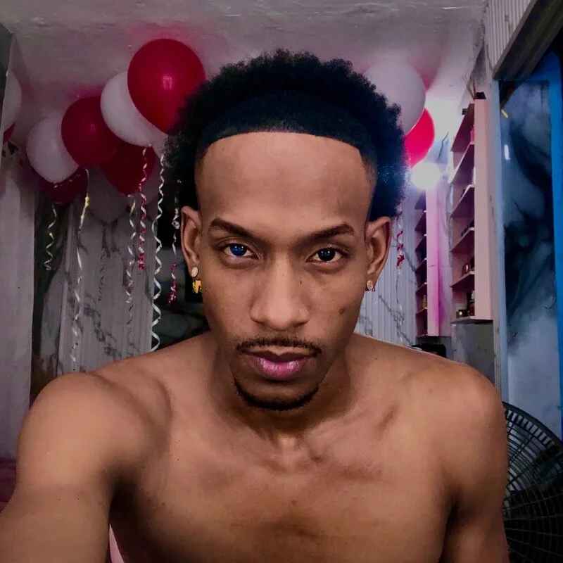Kiing_afroditho