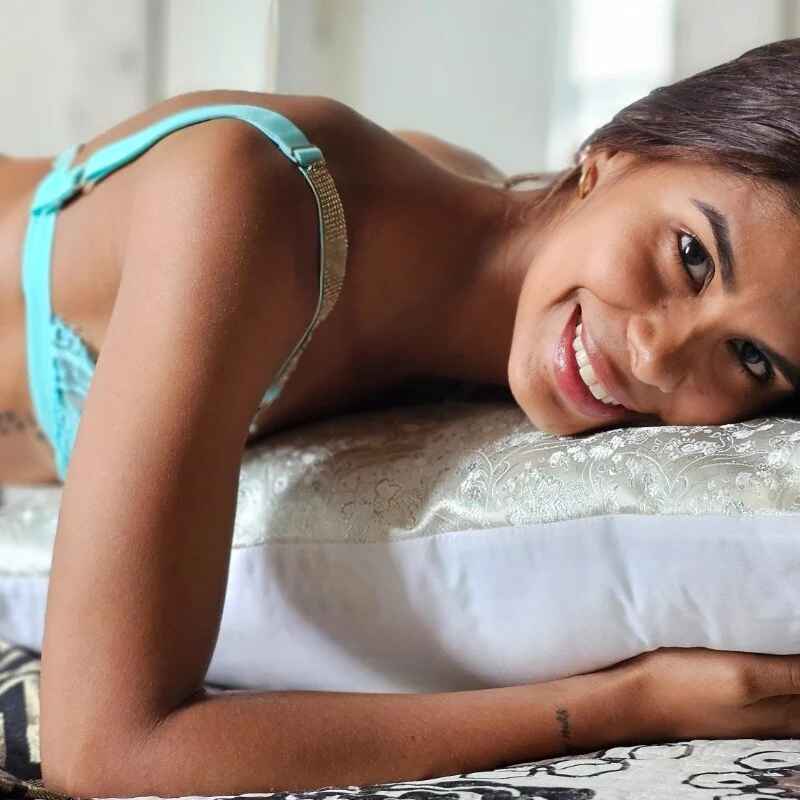 karlina_charlotte1