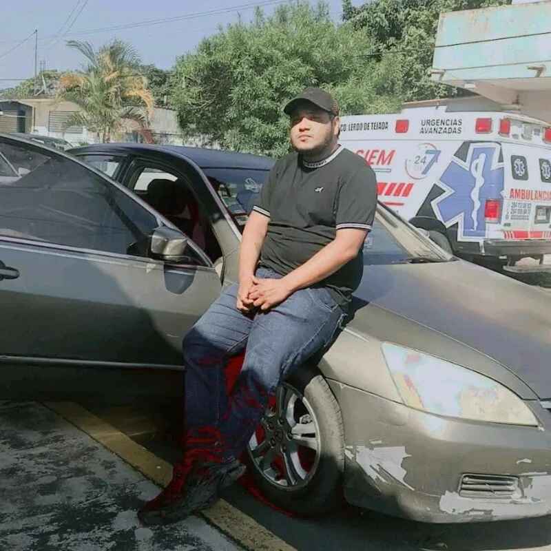 Hotboy26195