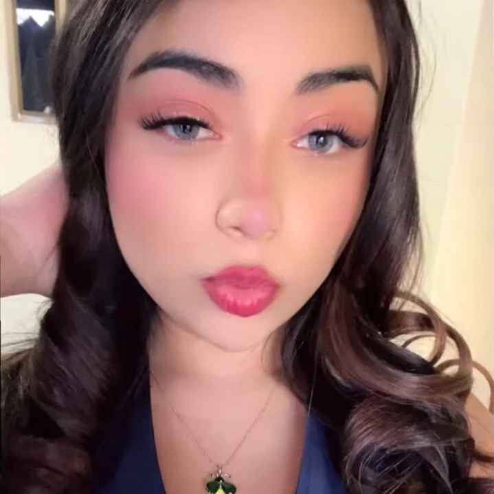 Eliizabeth_tay