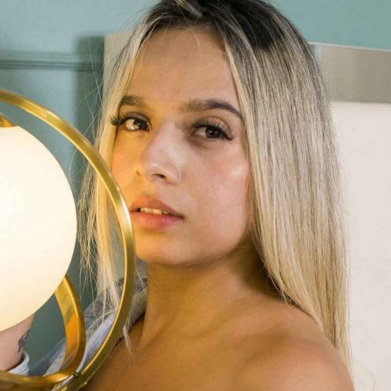 AnnieGirl8