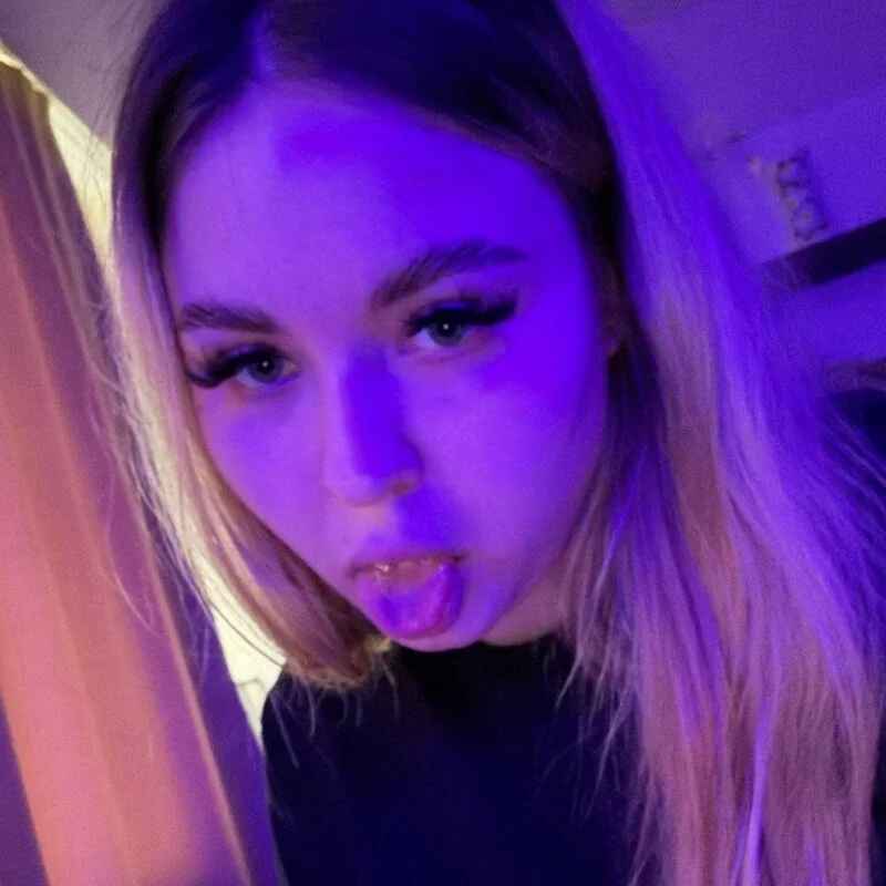 green_eye_twinkle