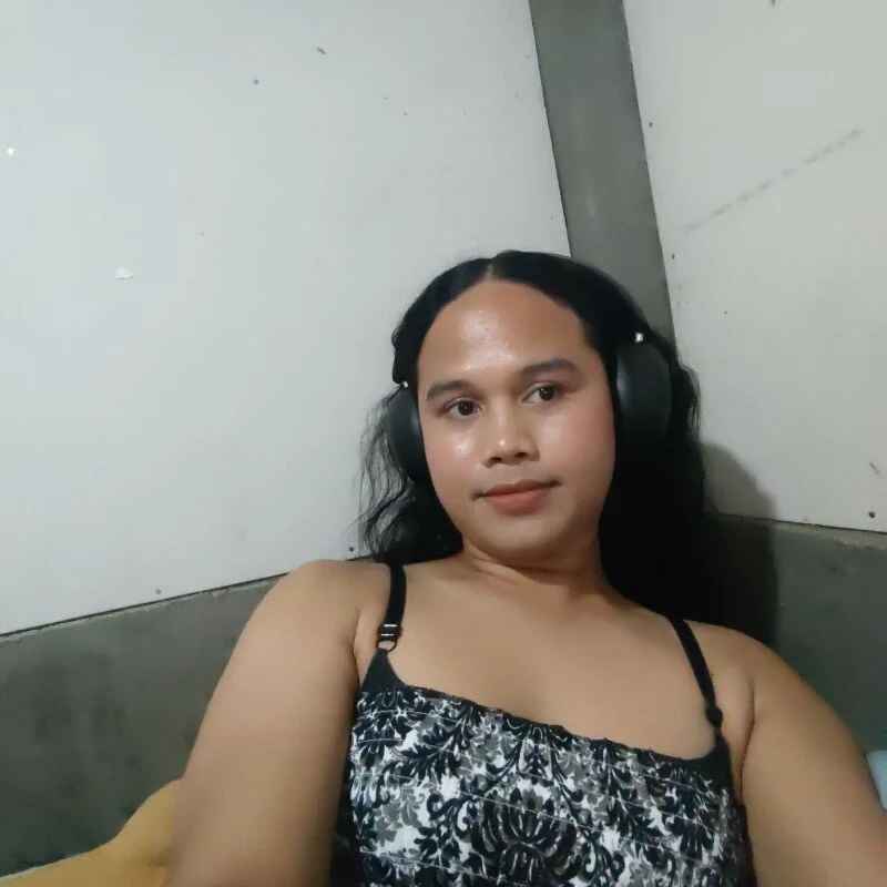 Nathalie_25