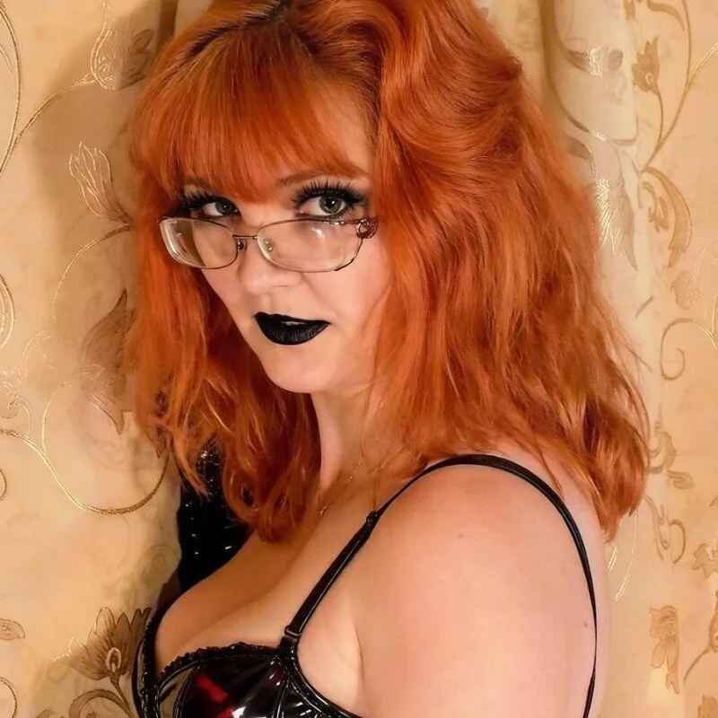 Eve_Milf