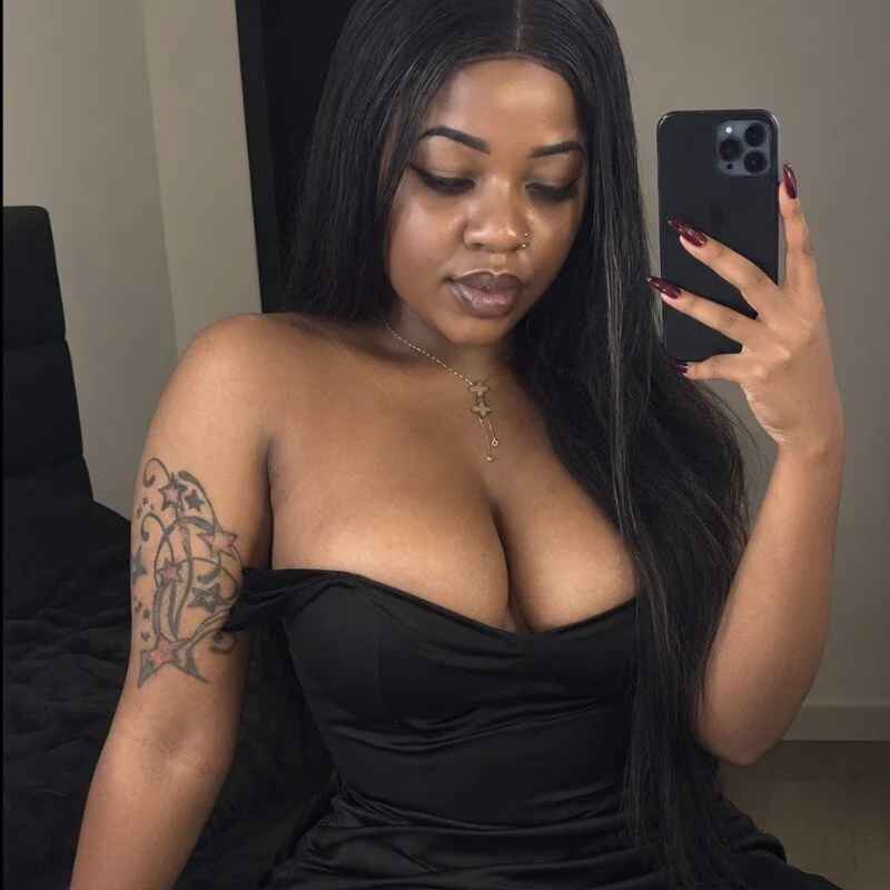 Zanele_Lily