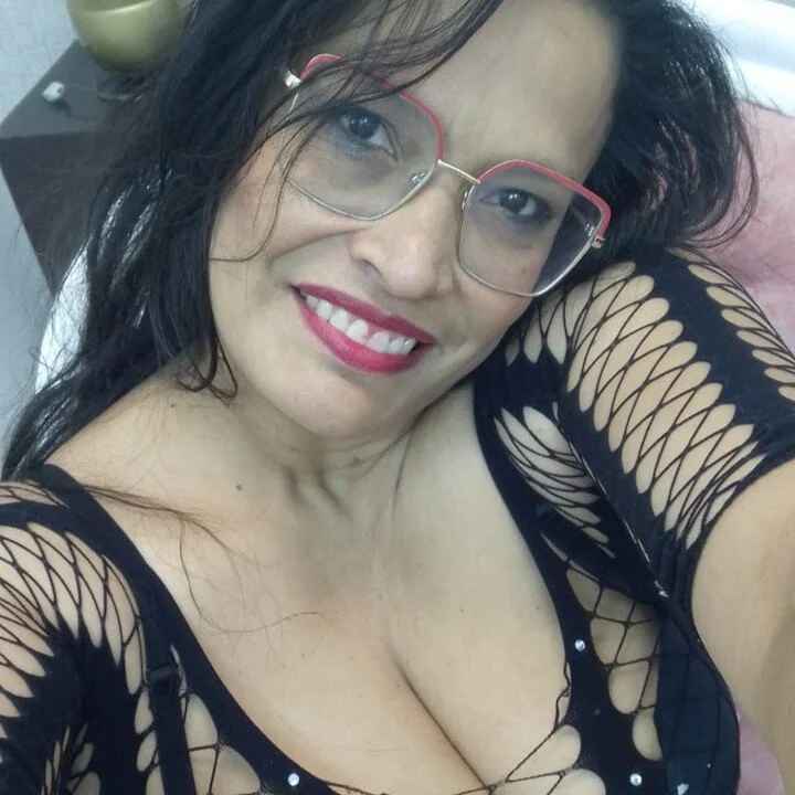 Juliana_milf_
