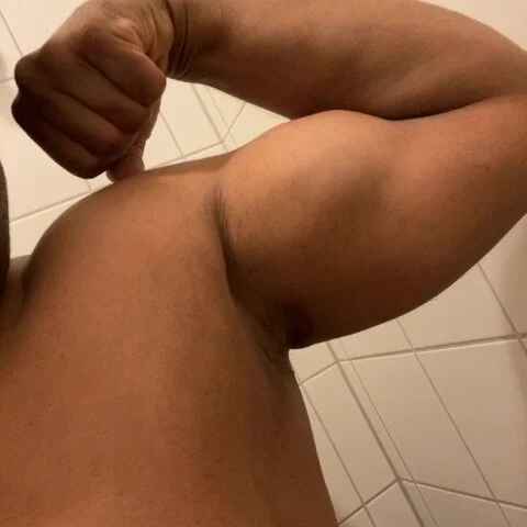 Uncutking102