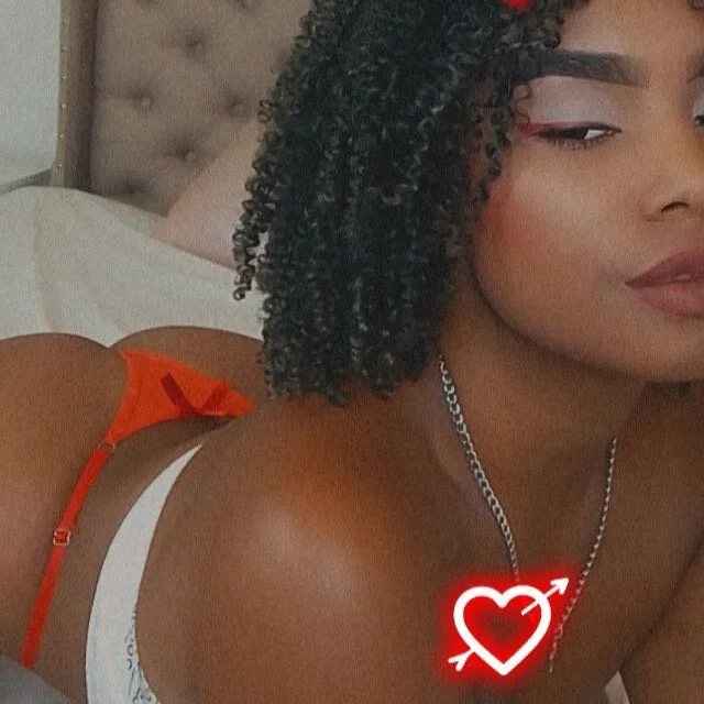 Nahomy_Sara