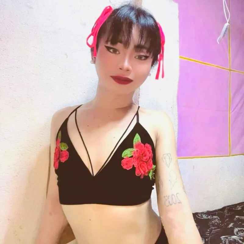 YourHotMenxie18