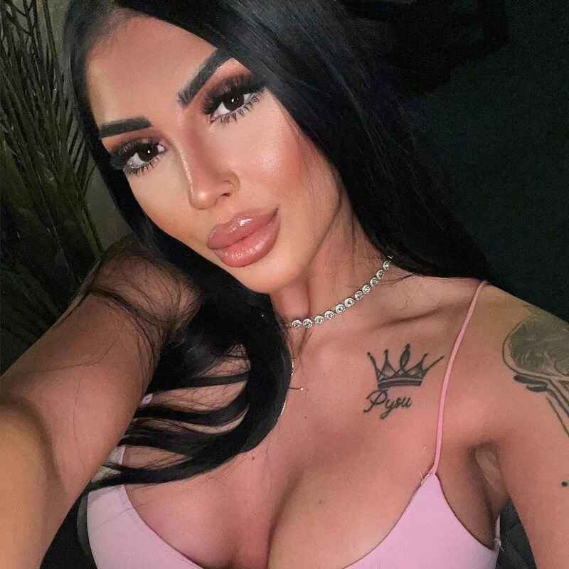 Nicole77777